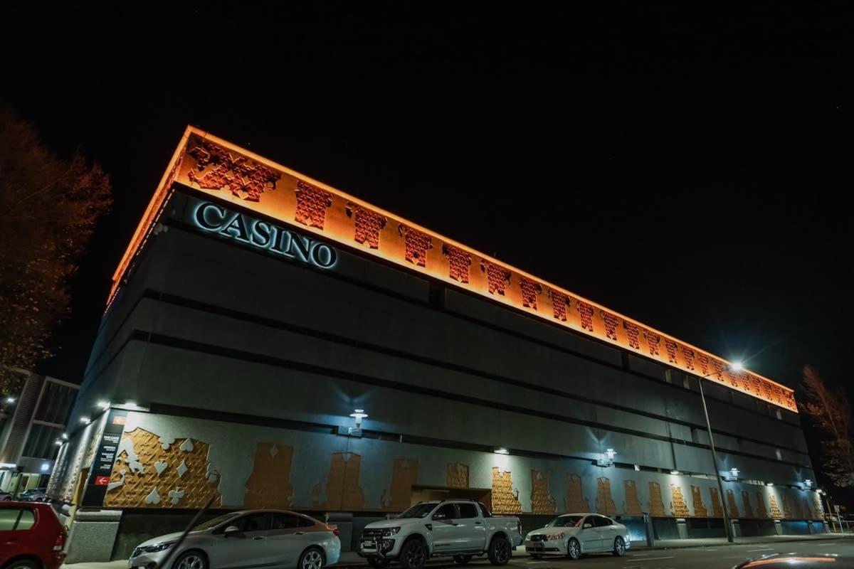 Casino Luxury Suite City Centre - Sleeps 5 Christchurch Exterior foto